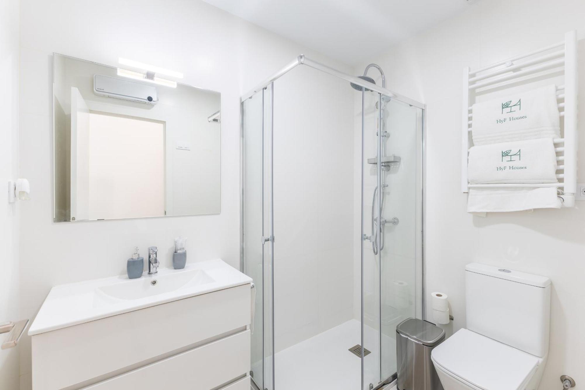 Moncloa Apartment, Con Parking Opcional مدريد المظهر الخارجي الصورة