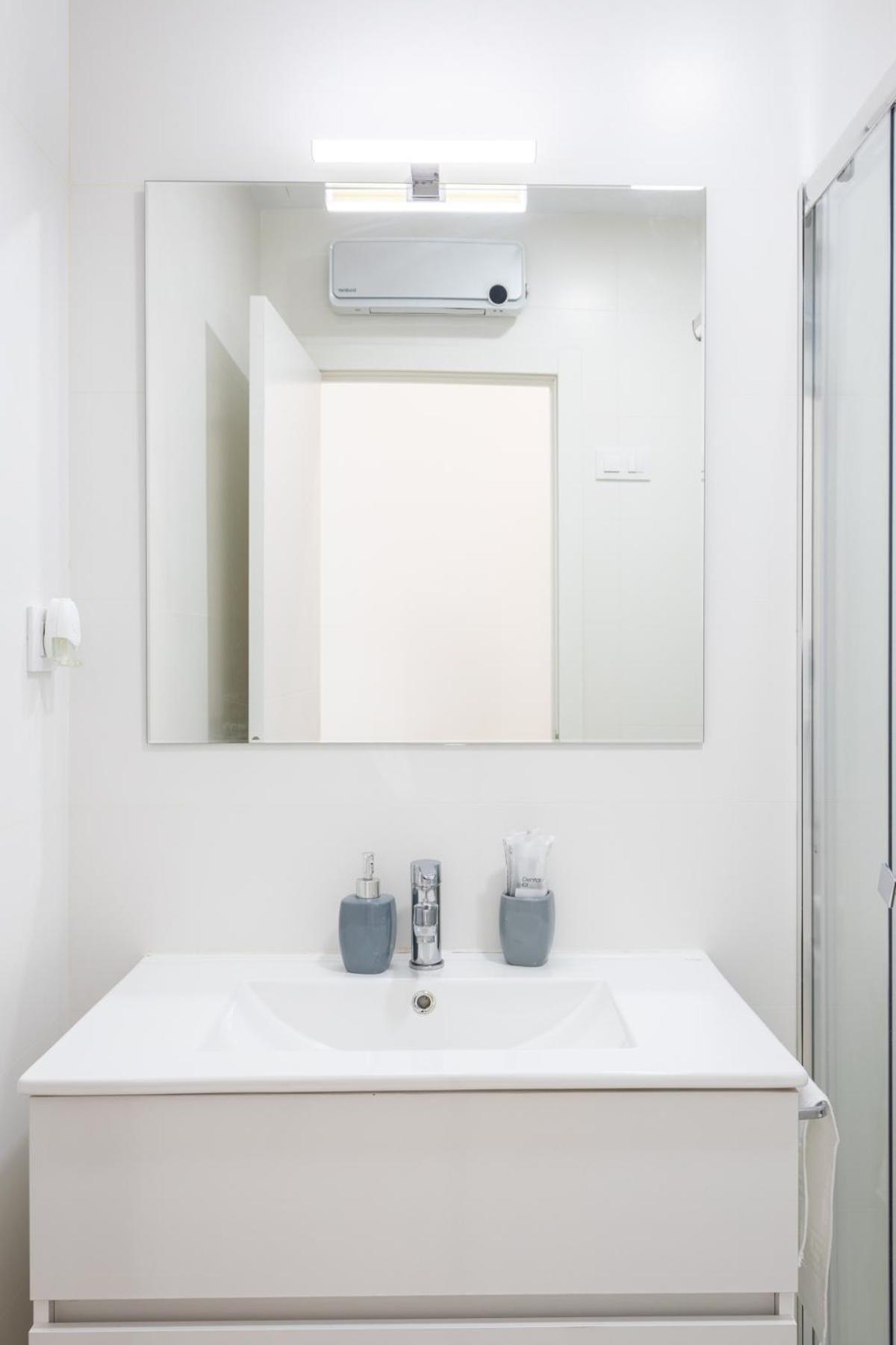 Moncloa Apartment, Con Parking Opcional مدريد المظهر الخارجي الصورة